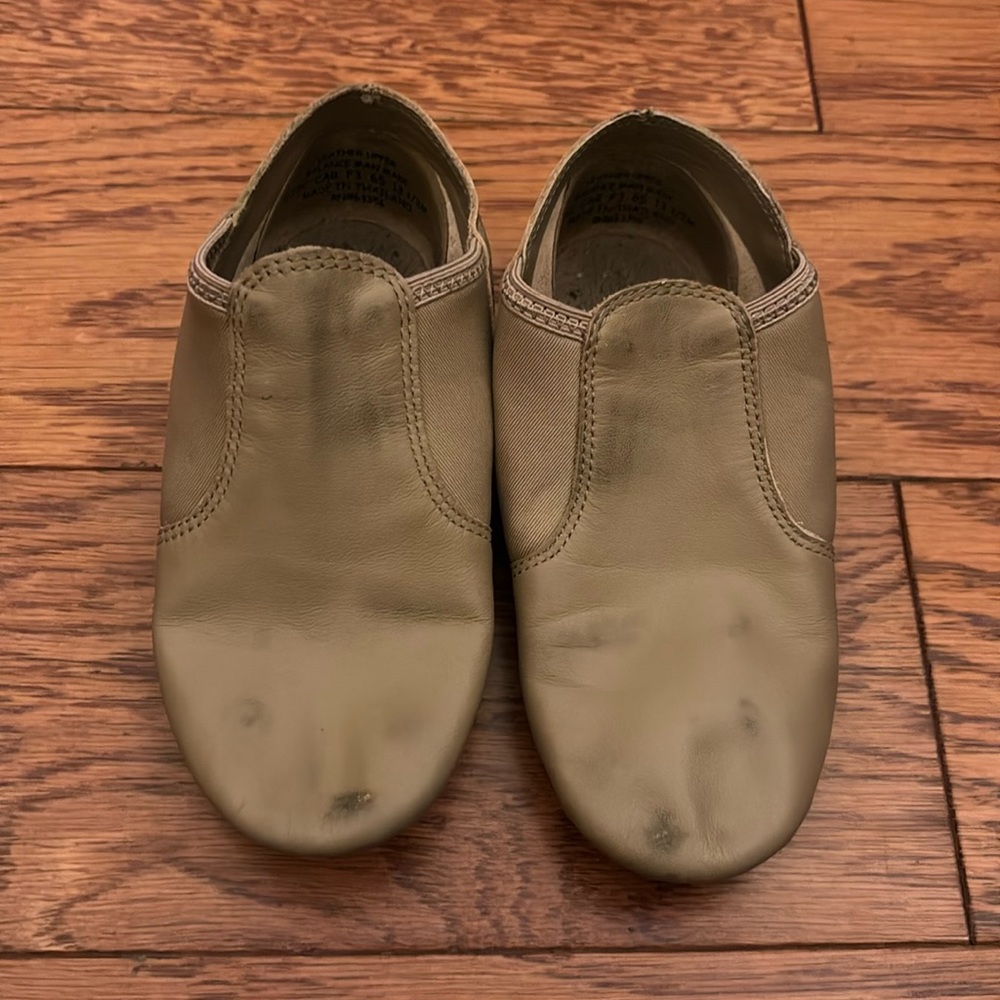 Capezio caramel ej2c jazz boots kids size 13.5M